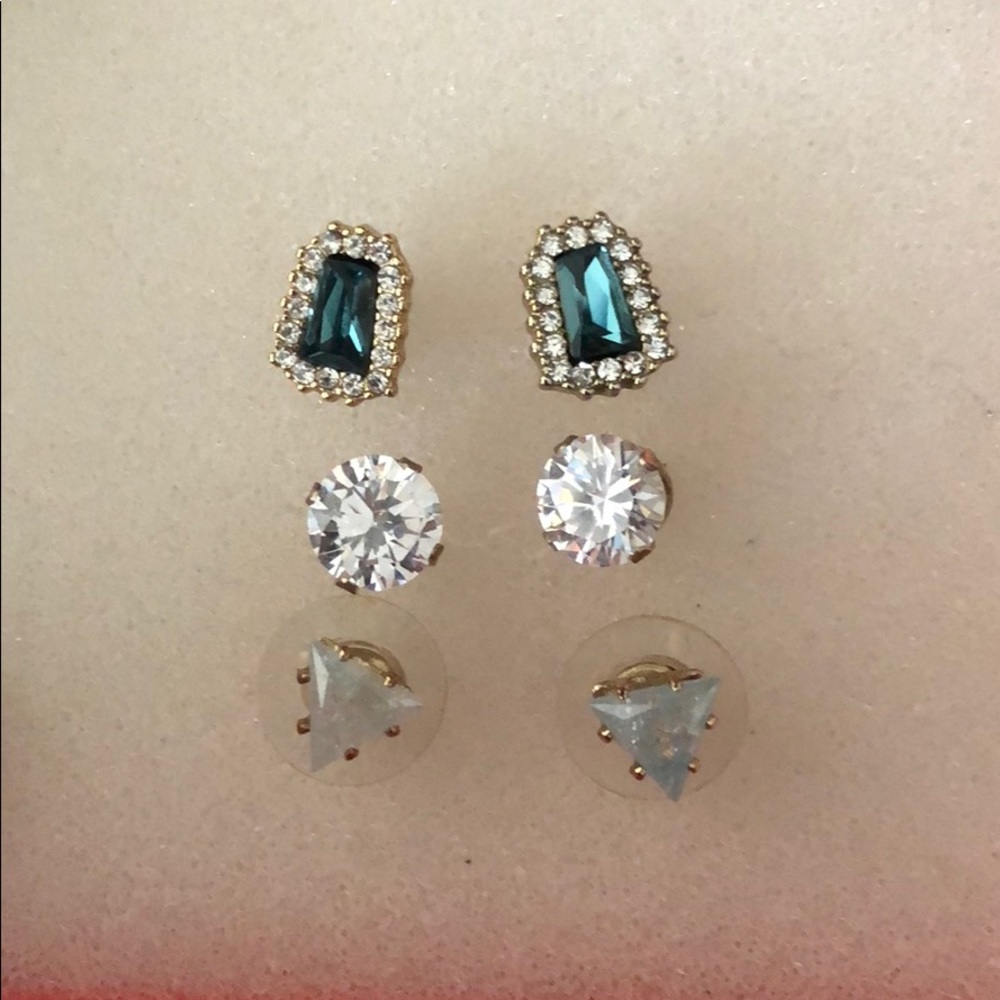 Set of four stud earrings